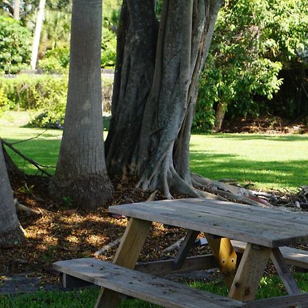 Island Hotel Of Space Coast Merritt Island Экстерьер фото