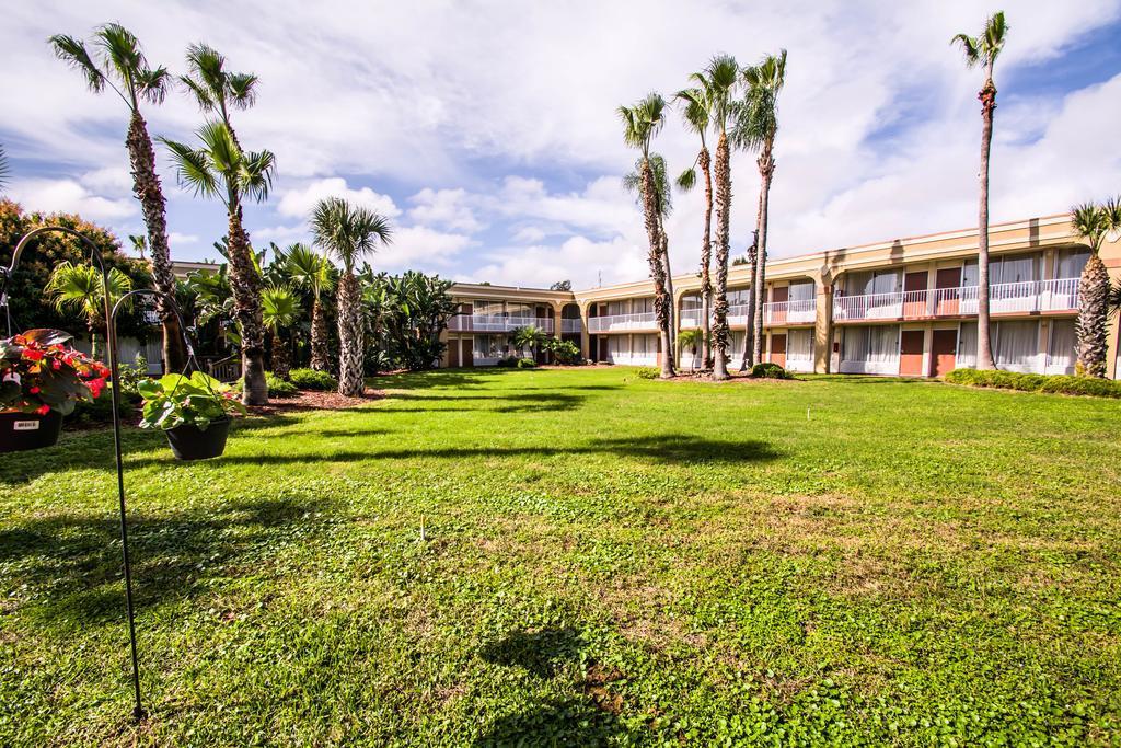 Island Hotel Of Space Coast Merritt Island Экстерьер фото