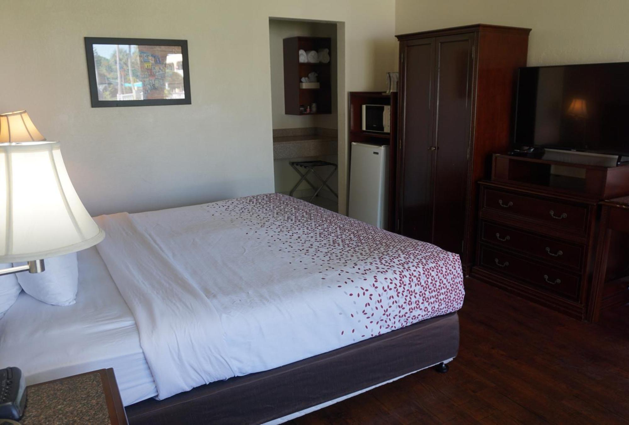 Island Hotel Of Space Coast Merritt Island Экстерьер фото